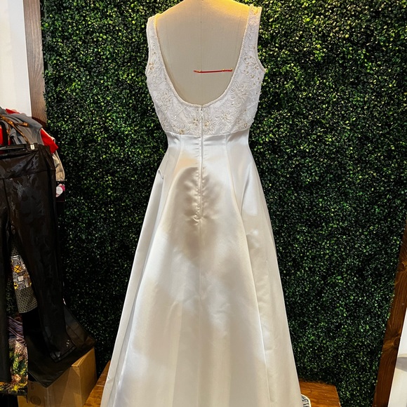Wedding gown / evening gown NWOT - Picture 5 of 9